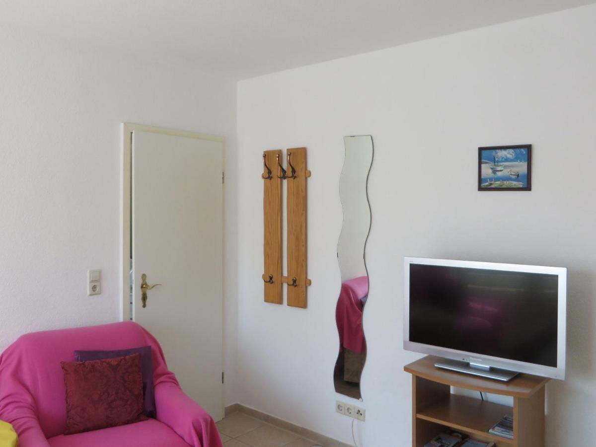 Ferienwohnungen "Marie" Mit Terrassen, Inclusive Park- Und Stellplaetze Am Haus, Mueritz-Strand Nur 700M, Altstadt 10Min, Ruhige Lage, Waren  Eksteriør billede